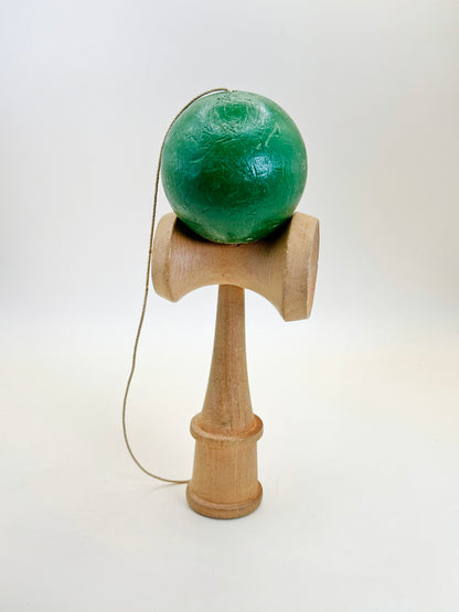 K20119 - Japanese folk craft toy Kendama けん玉