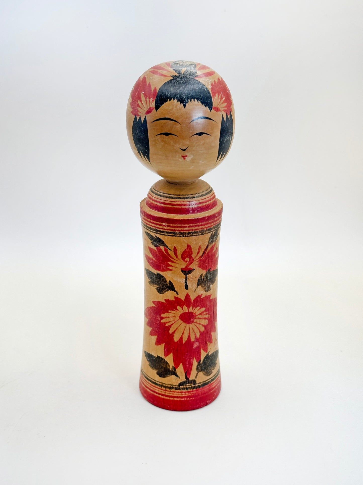K18132 - Kokeshi Naruko tradicional de Setsuko Hayasaka 早坂せつ子