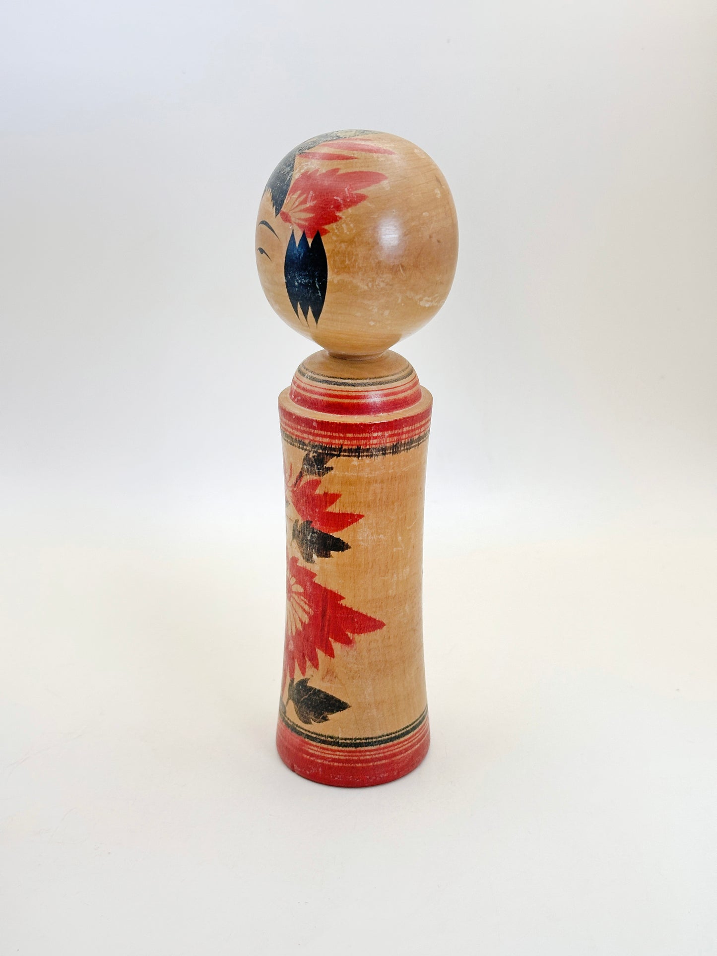 K18132 - Kokeshi Naruko tradicional de Setsuko Hayasaka 早坂せつ子