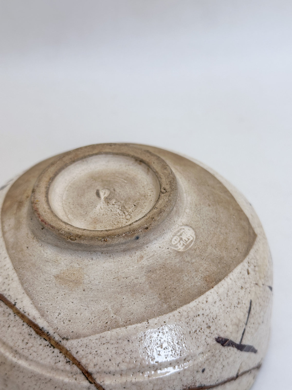 TB448 - Chawan Matcha Bowl of Oribe-yaki 織部焼