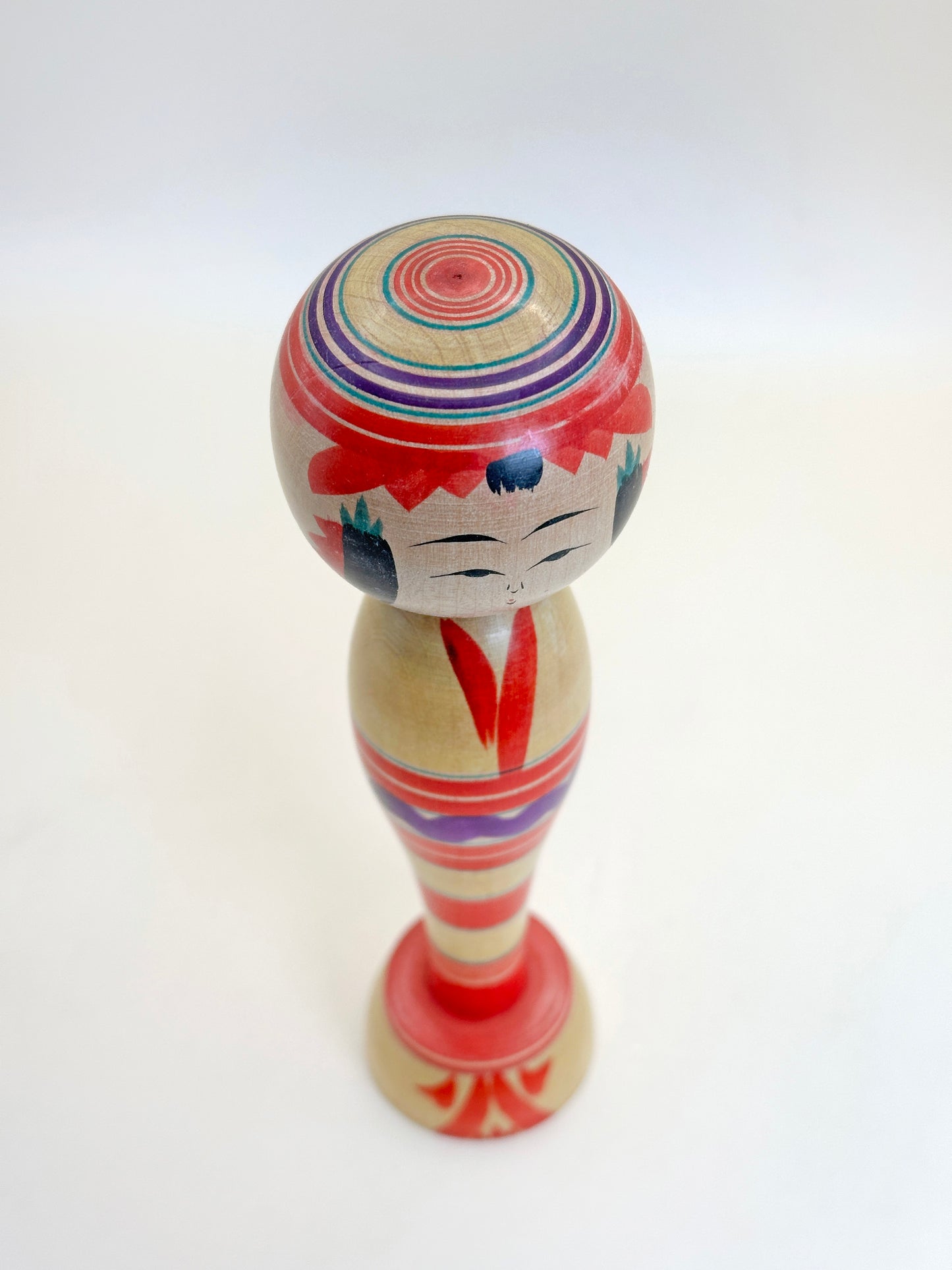 K18133 - Yajiro Kokeshi by Yoshitaro Niiyama 新山吉太郎
