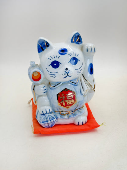 FT444 -  Arita ware Maneki Neko Cat 有田焼