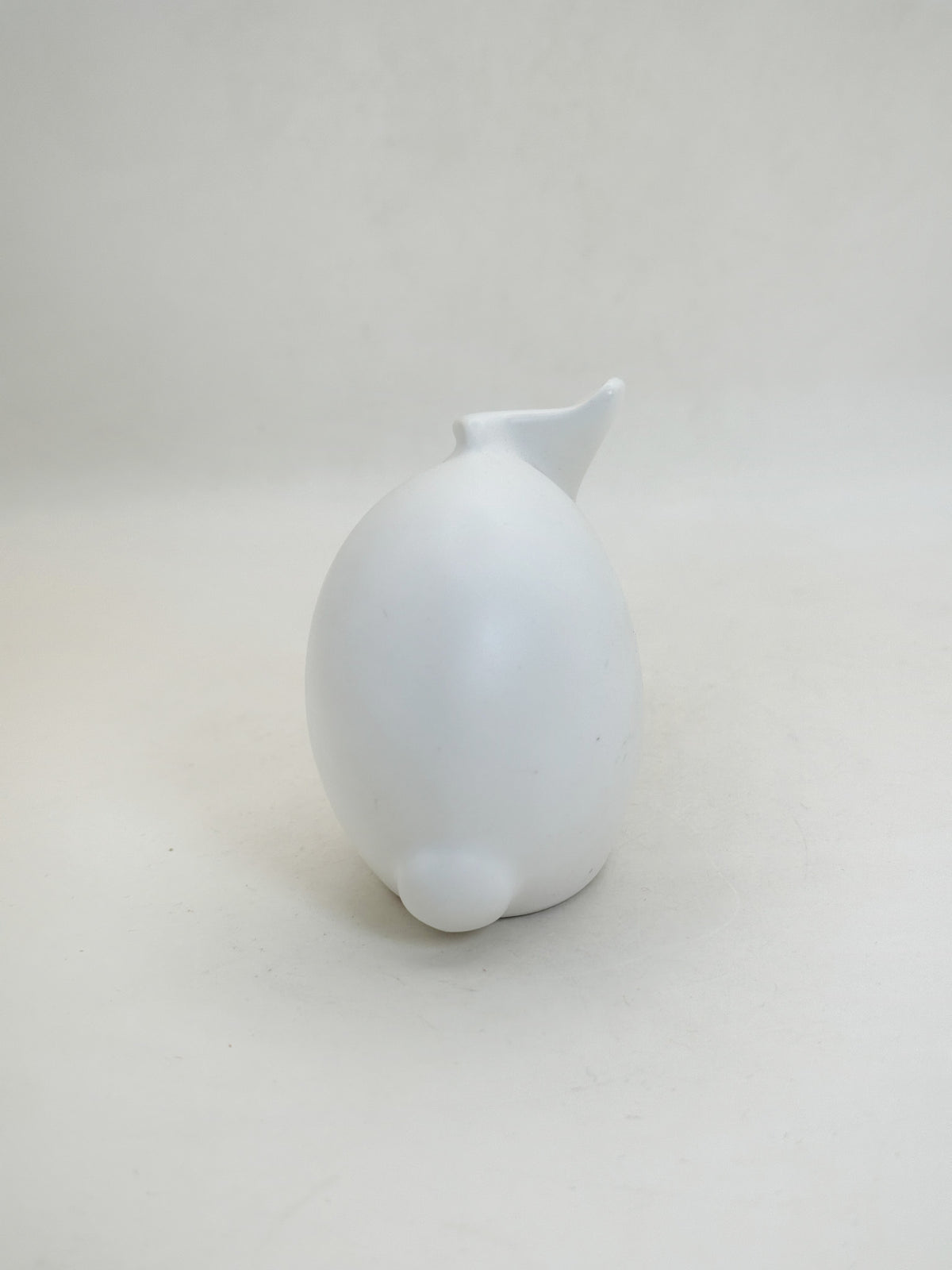 FT610 - Zodiac Rabbit Figurine Izushi Ware Style 出石焼