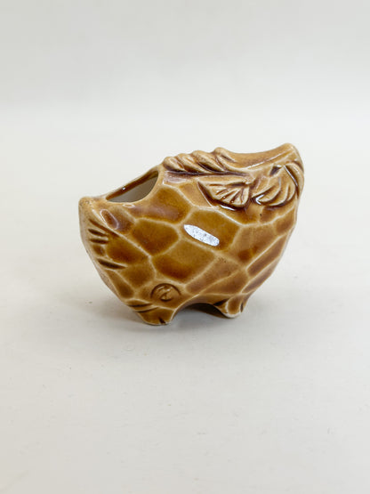 FT586 - Boar Toothpick Holder by Yakushigama 薬師窯