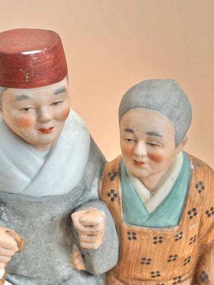 FT130 - Vintage Japanese Ceramic Folk Figurine