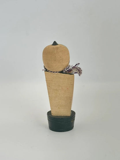 K10081 - Onsen souvenir omiyage kokeshi doll