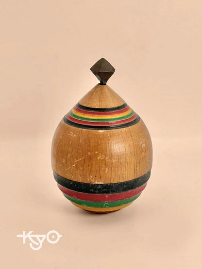 FT96 - Vintage folktoy Koma Spining Top