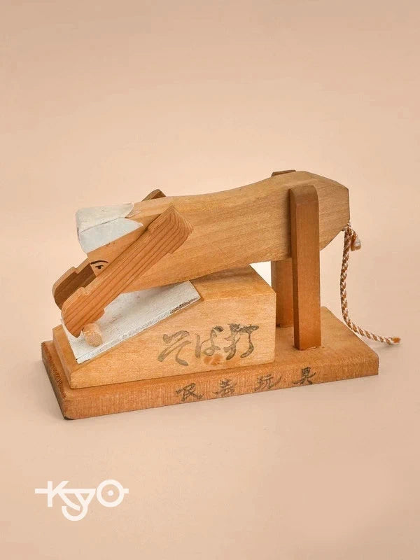 FT123 - Soba-Uchi Mingei Gangu folk toy そば打ち