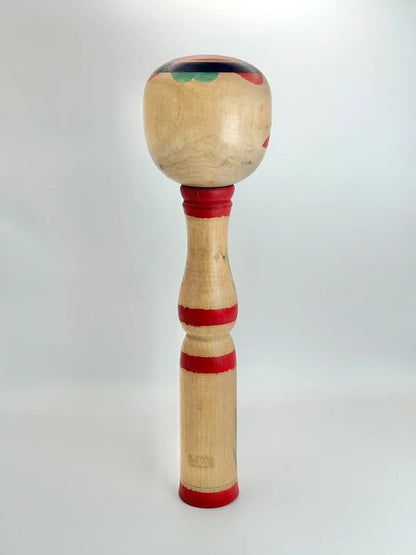 K30010 - Traditional Yajiro kokeshi by Eiichi Kokubun 国分栄一