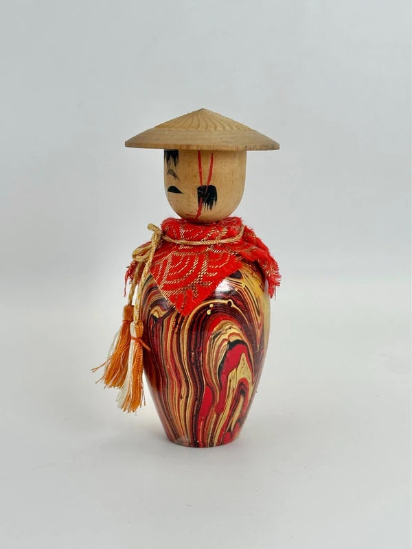 K10110 - Vintage omiyage kokeshi doll tokkuri