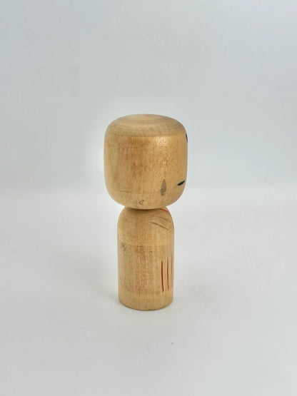 K10104 - Vintage sosaku kokeshi doll