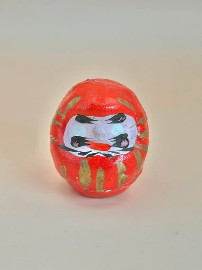 FT125 - Vintage hand crafted daruma doll