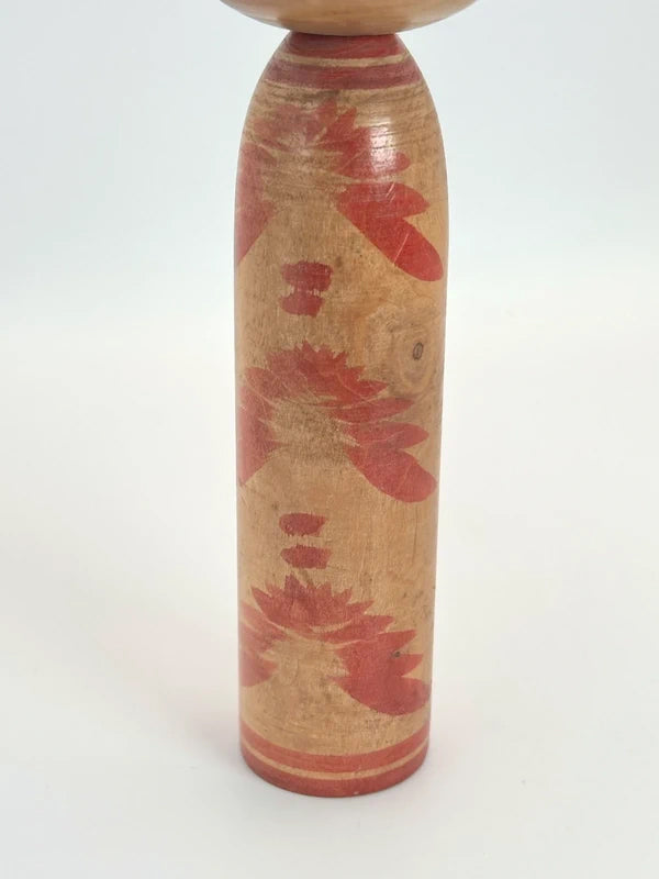 K18079 - Zao kokeshi by Naoshi Okazaki 岡崎直志
