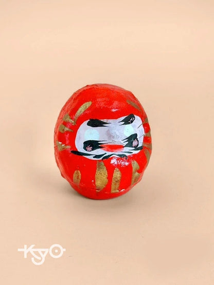 FT125 - Vintage hand crafted daruma doll
