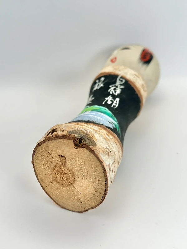 K18070 - Onsen souvenir kokeshi doll︱Shirakaba Lake 白樺湖
