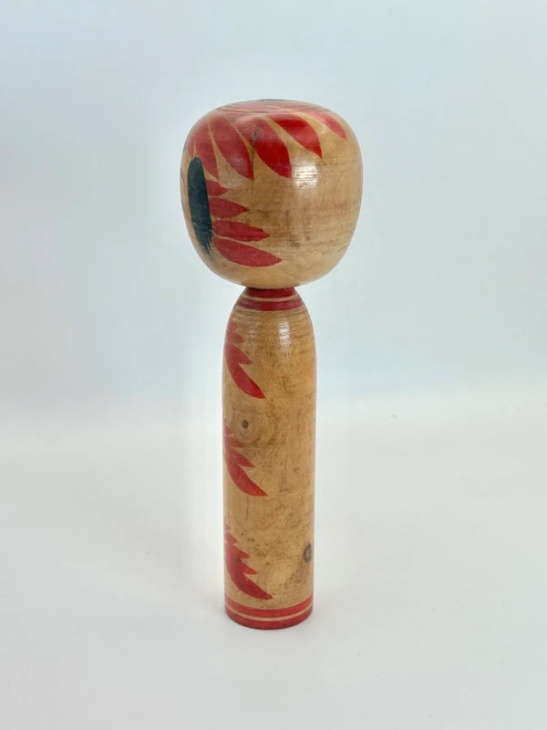 K18079 - Zao kokeshi by Naoshi Okazaki 岡崎直志