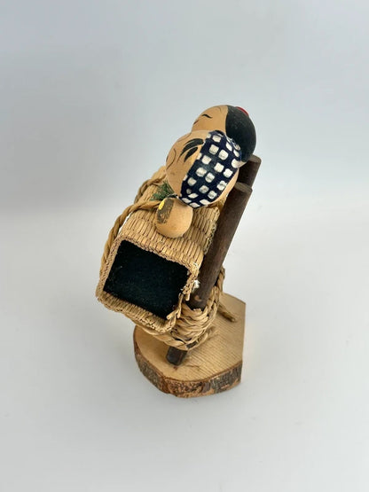 FT98 - Japanese Omiyage kokeshi doll