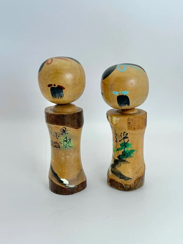 K10096 - Pair of vintage omiyage kokeshi
