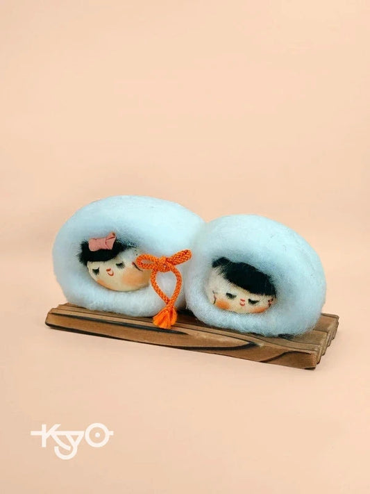 FT92 - Vintage Snow Baby Kokeshi Doll