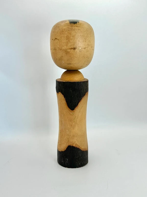 K25033 - Vintage omiyage onsen kokeshi doll