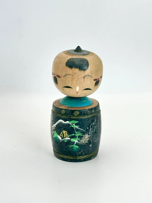 K10095 - Vintage omiyage kokeshi doll