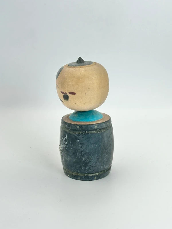 K10095 - Vintage omiyage kokeshi doll