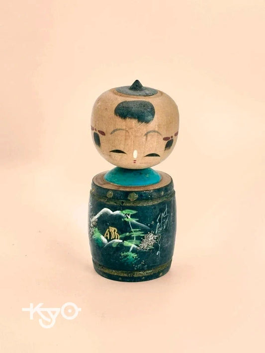 K10095 - Vintage omiyage kokeshi doll