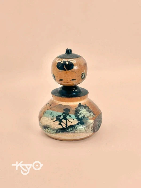 K10117 - Omiyage kokeshi Ōshima 日本大島