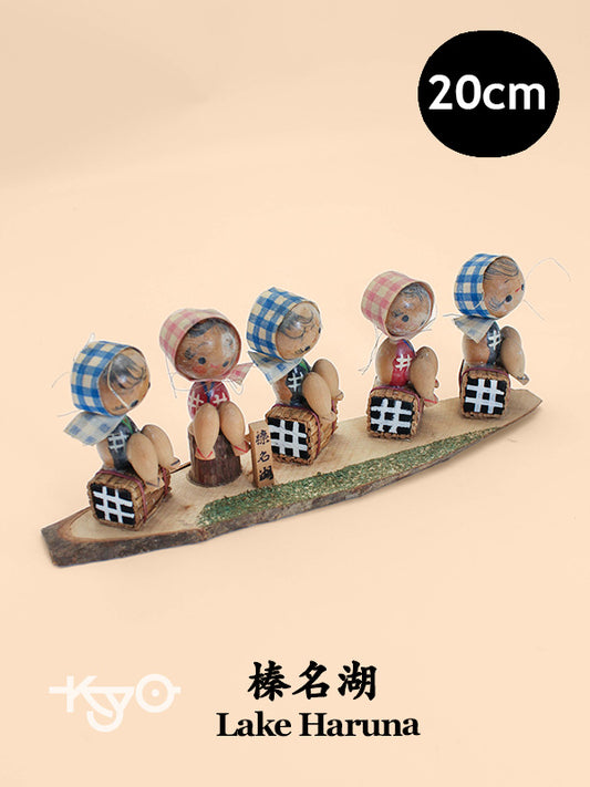 K20162 - Omiyage Kokeshi from Lake Haruna 榛名湖