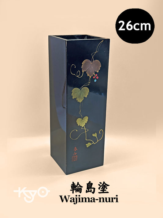 TB56 - Wajima-nuri Flower Vase with Copper Liner 輪島塗