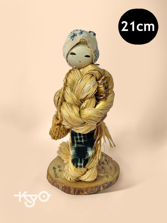 FT51 - Vintage Japanese straw doll kokeshi folk toy