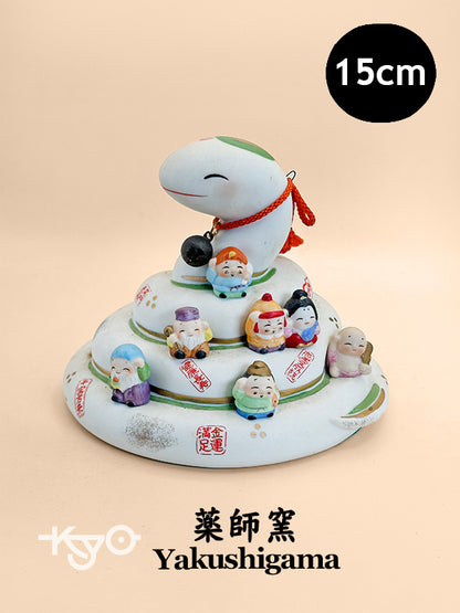 FT249 - Shōfuku Eto Snake Figurine by Yakushigama 薬師窯