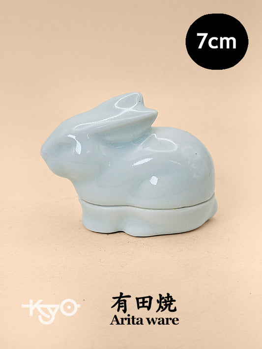 TB227 -   Arita-yaki kōgō con forma de conejo 有田焼