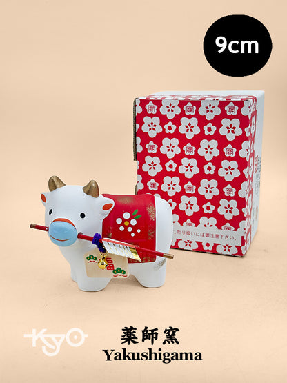 FT476 - Zodiac Cow figurine by Yakushigama 薬師窯