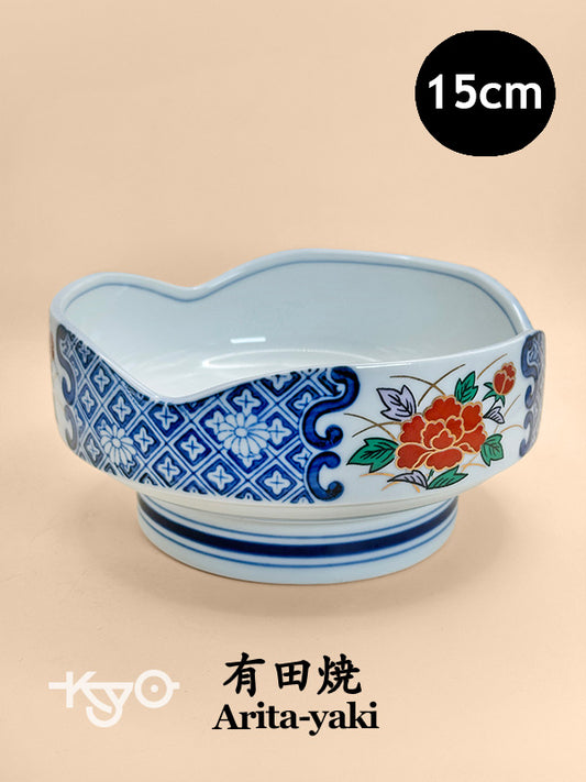 TB191 - Large Bowl of Arita-yaki 有田焼