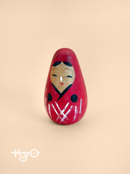 poupée daruma Okiagari Kobōshi vintage