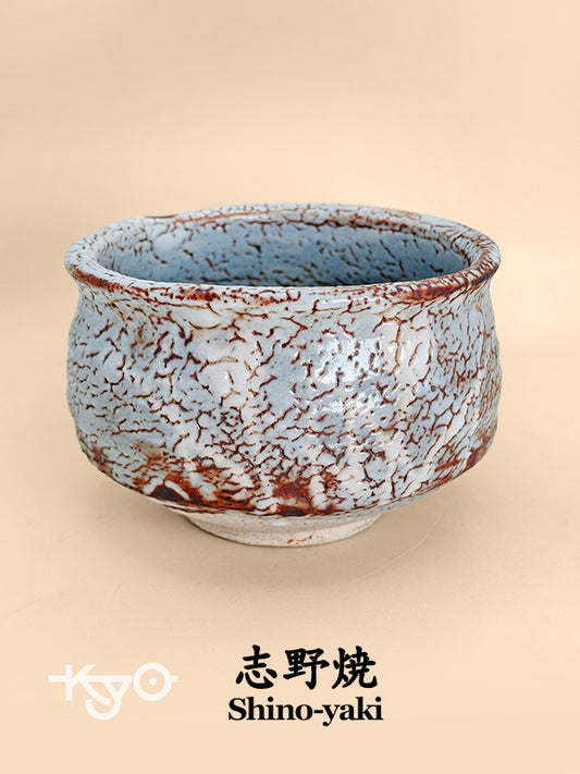 TC72 - Chawan Matcha Bowl of Shino-yaki 志野焼