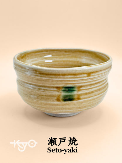 TC55 - Cuenco de matcha Seto-yaki (Chawan) 瀬戸焼