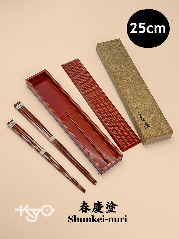 TB353 - Vintage Hida Takayama Shunkei-nuri Chopstick Box 春慶塗