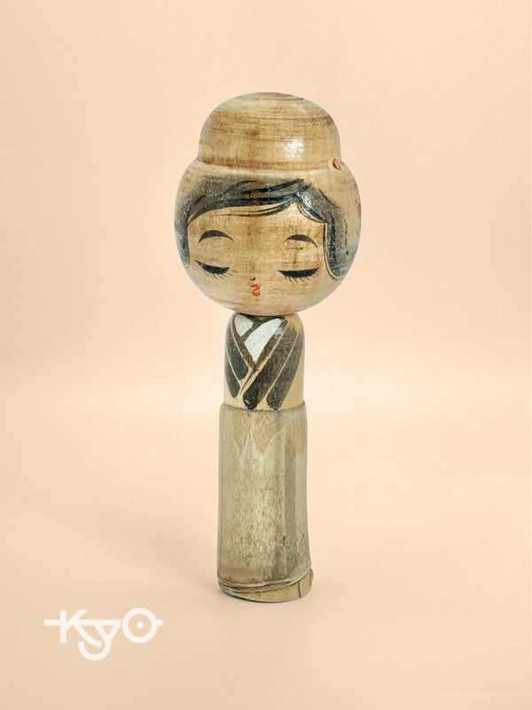 Poupée Kokeshi en bambou Sosaku