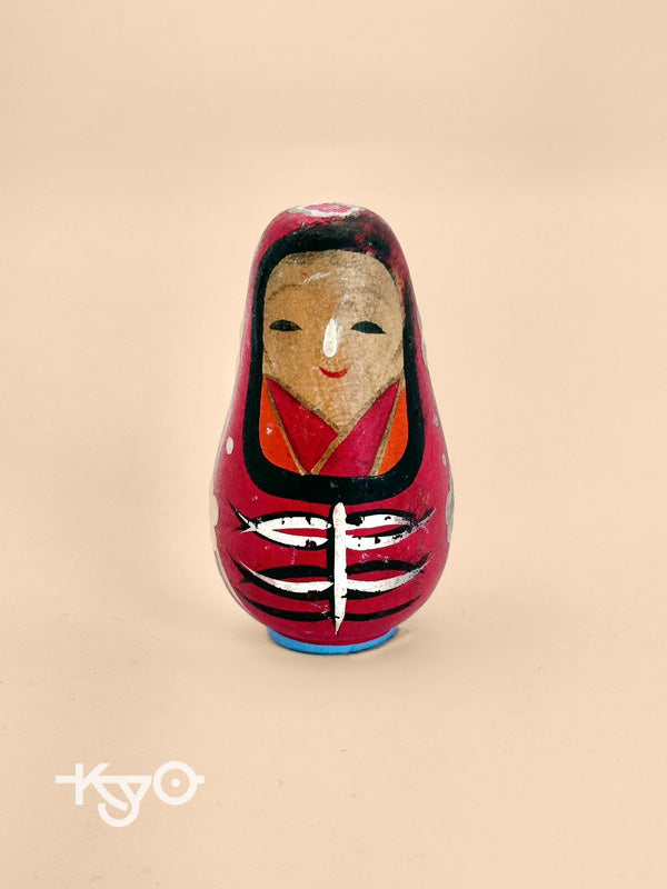 poupée daruma Okiagari Kobōshi vintage