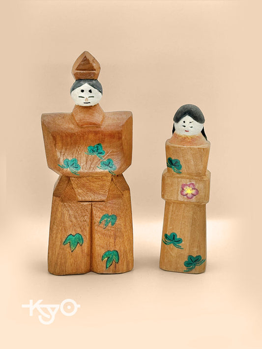 FT07 - Japanese folk toy - pair of Hina wooden dolls