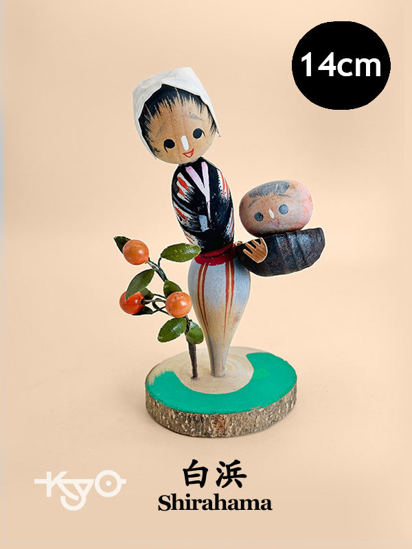 K15113 - Omiyage Mikan Kokeshi from  Shirahama 白浜